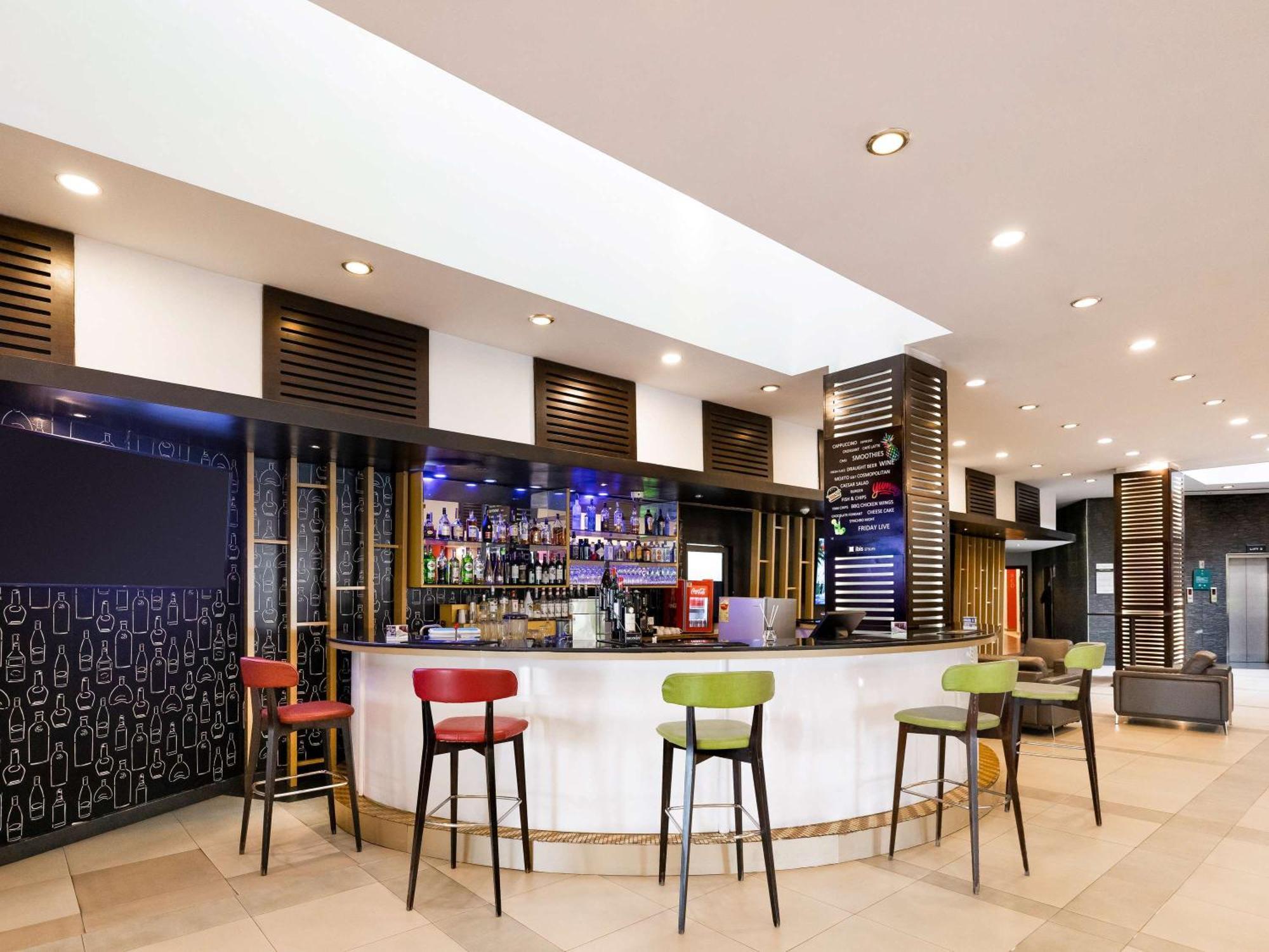 Ibis Styles Accra Airport Hotel Екстериор снимка