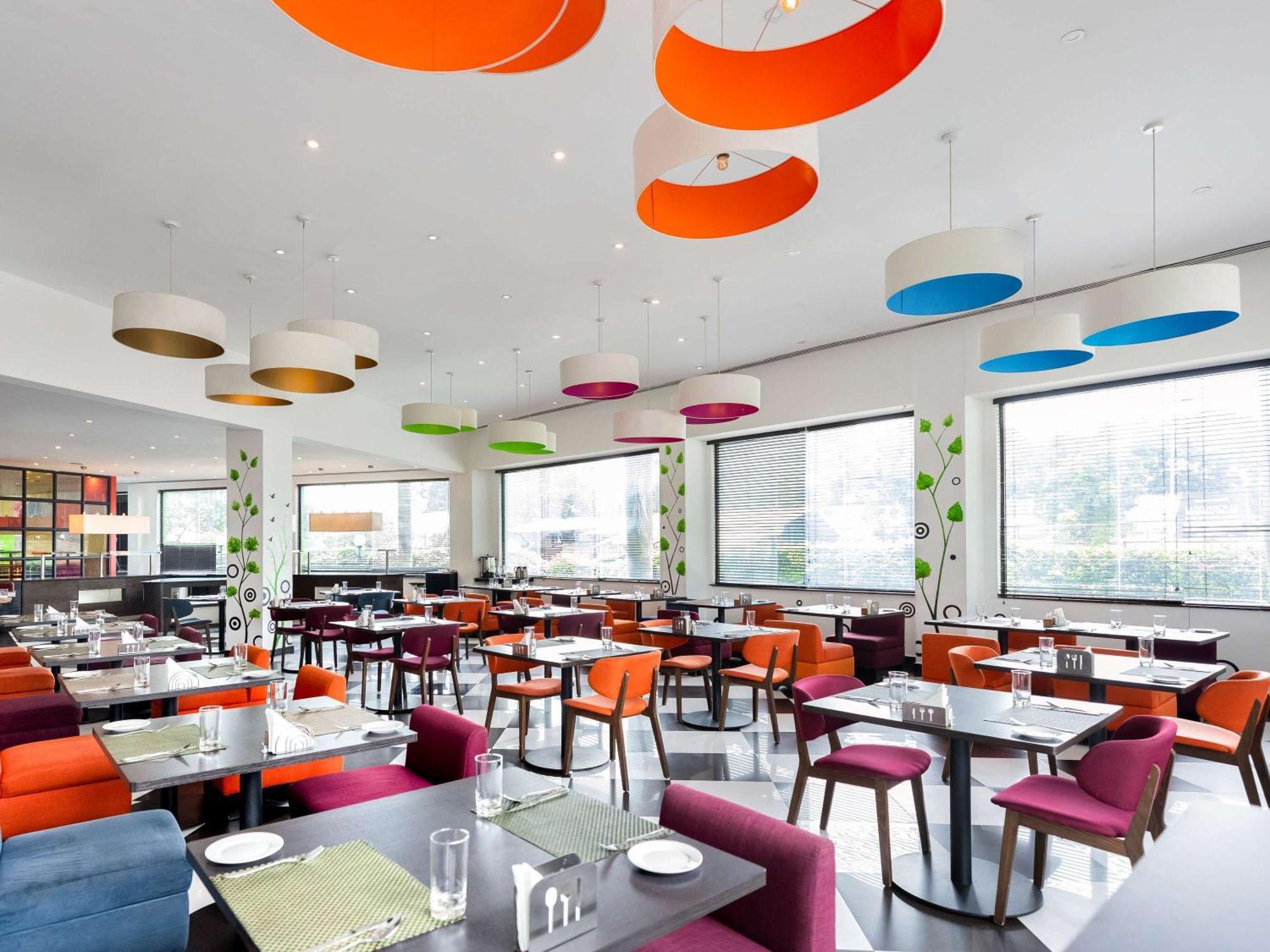 Ibis Styles Accra Airport Hotel Екстериор снимка